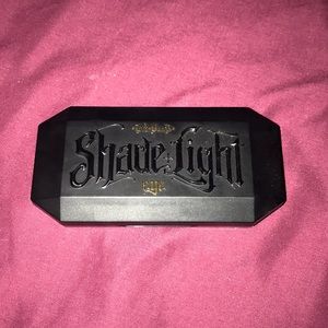 Kay Von D shade and light eye quad